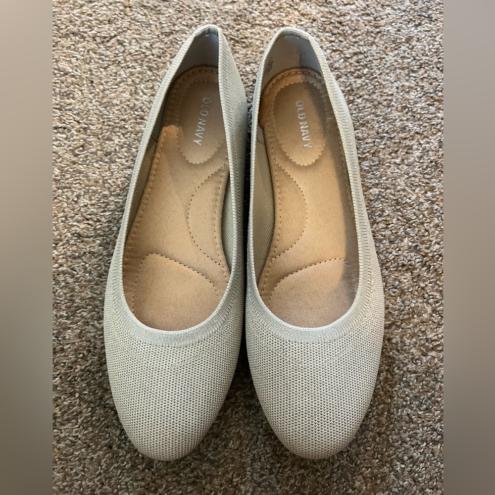 Old Navy Women's Cream Sparkly Ballet Flats Size 8.5